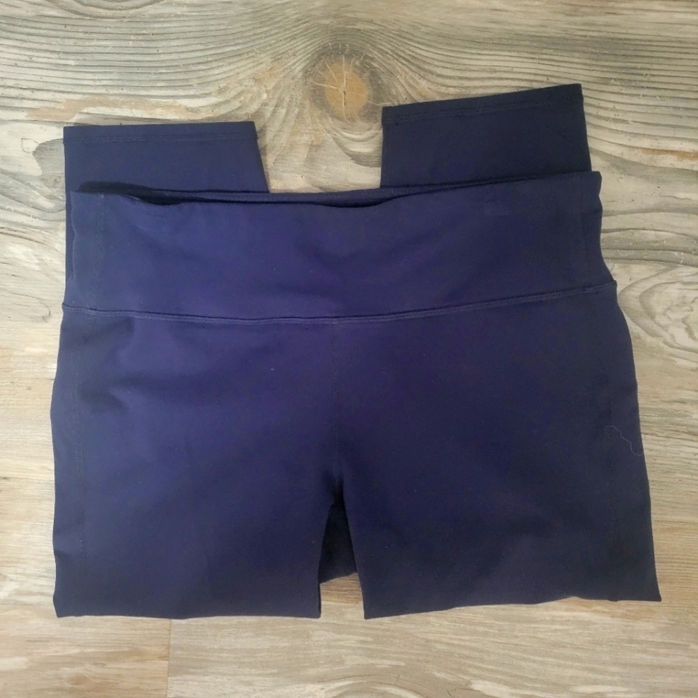 Athleta cropped leggings size large